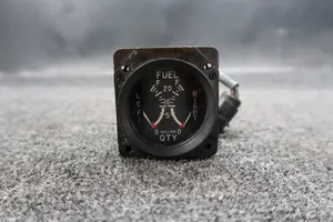 Cirrus SR20 Dual Fuel Quantity Indicator 12615-002